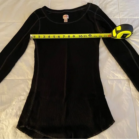 Long Sleeve Thermal Top - Picture 2 of 6